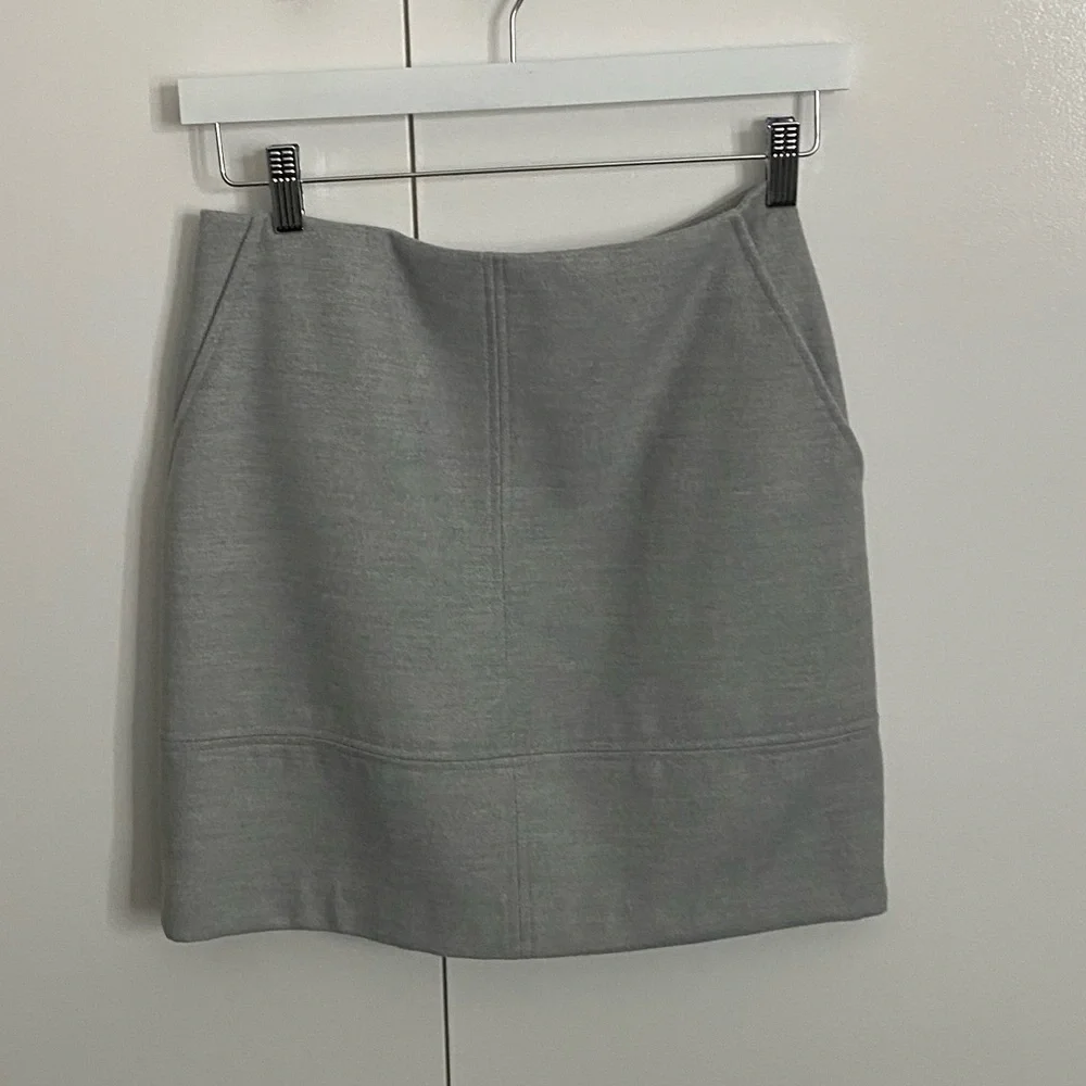 Forever New Sammie Melton Mini Skirt - Picture 2 of 4
